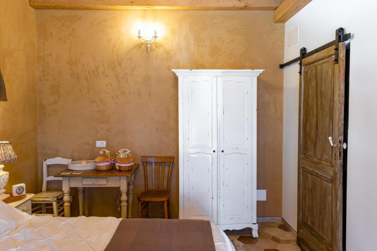 Bed and Breakfast Aria Di Bosco LʼAquila Exterior foto